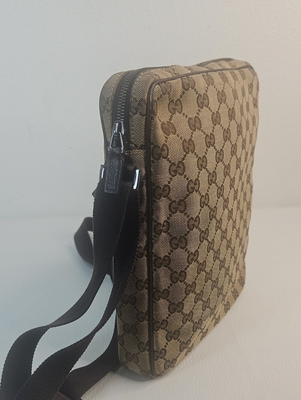 Authentic Gucci GG Supreme Canvas Messenger Crossbody Bag Beige Brown - Picture 6 of 14